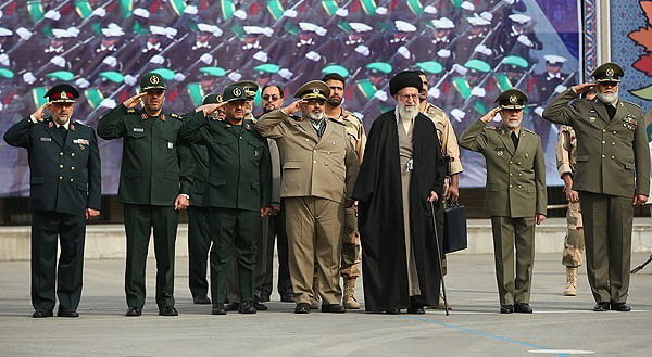 السمات الخاصة برأسمالية الجمهورية الإسلامية الإيرانية والحاجة إلى بديل إنساني للرأسمالية والعسكرة